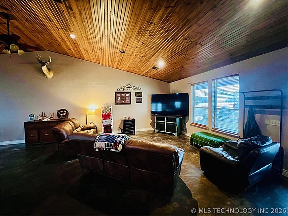 5th image of 4219 Sportsman Ave