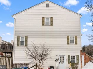 1683 Hart Ct, Crofton, MD