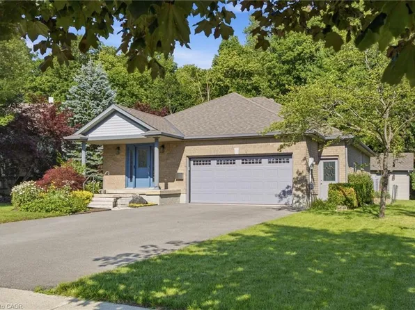 13 Burlwood Dr, Woolwich, ON N3B 3L2