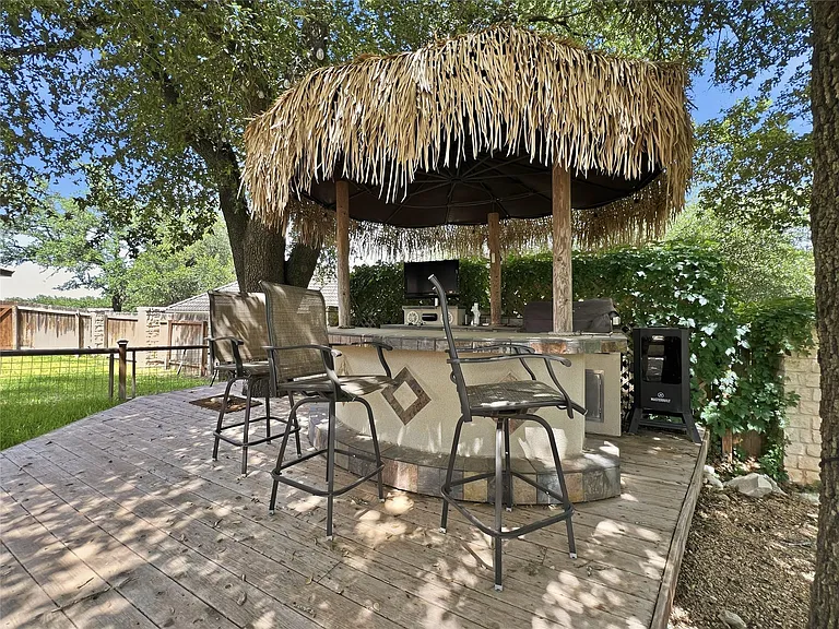 6 Candleleaf Ct — Photo 12