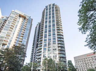 300 Bloor St E #2507, Toronto, ON M4W 3Y2