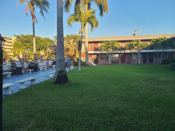 2nd image of 1150 Atlantic Shores Blvd APT 502