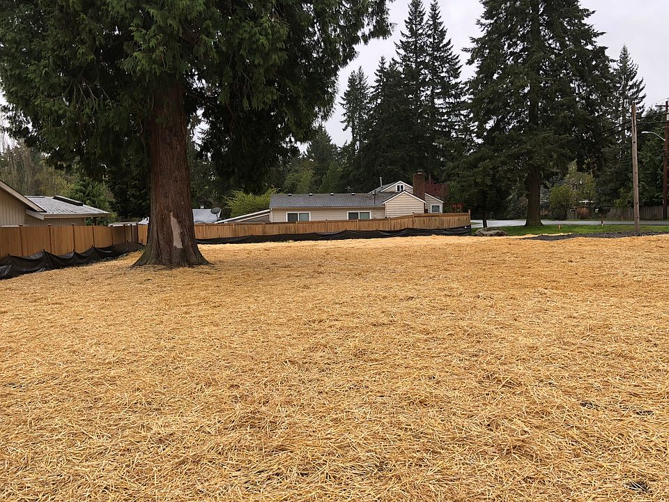 2nd image of 13205 NE 100th St