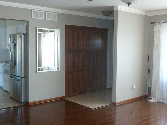 3rd image of 8458 W Zermatt Dr