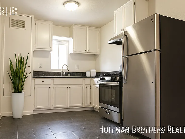 6025 Ernest Ave #11 — Photo 7