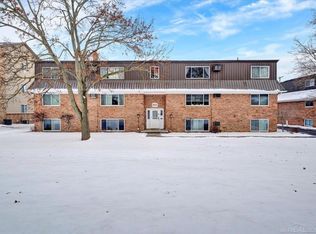 1617 S Riverside Ave BUILDING C-18-4, Saint Clair, MI 48079