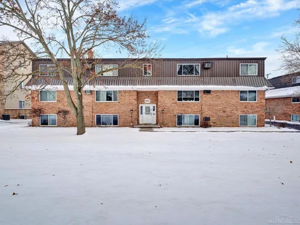 1617 S Riverside Ave Building C-18-4, Saint Clair, MI 48079