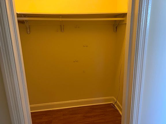5th image of 649 N Rossmore Ave APT 304