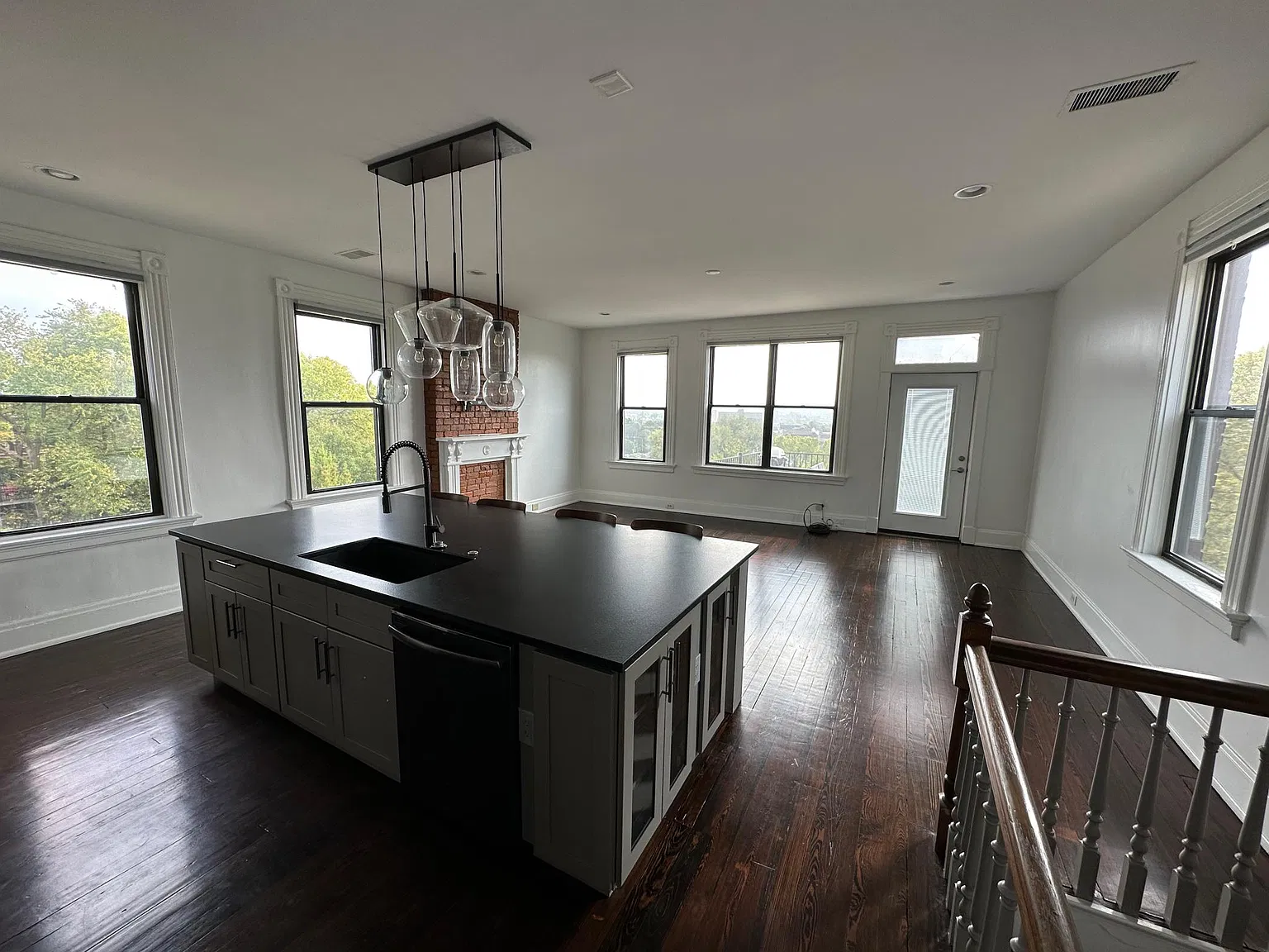 517 Klotter Ave — Photo 3