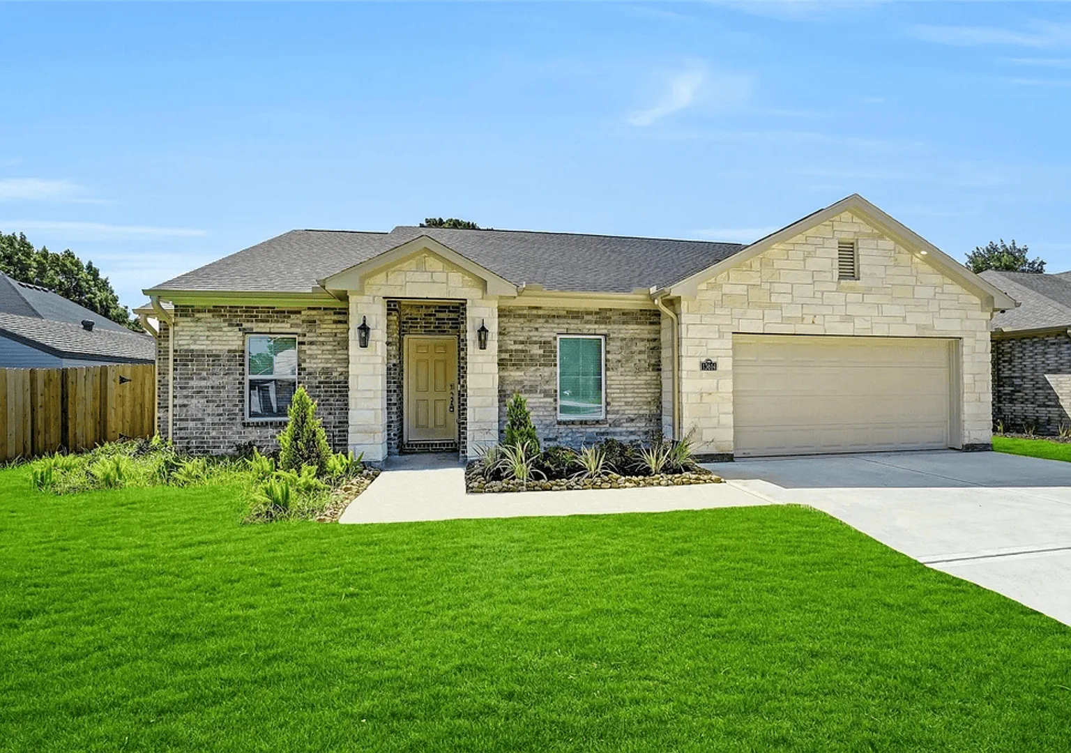 New construction home available for lease! — Photo 1
