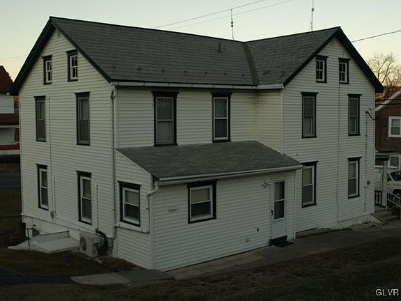 3rd image of 1214 Clearview Rd