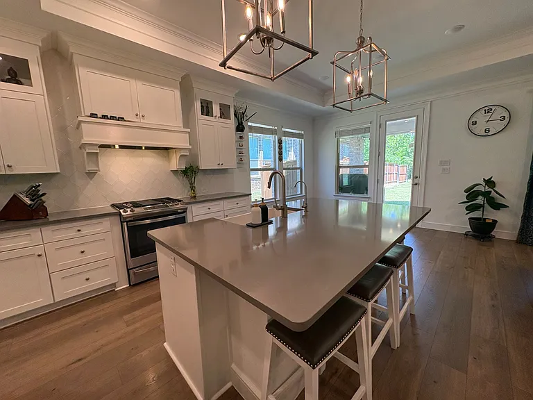 4100 Darlington Way — Photo 10