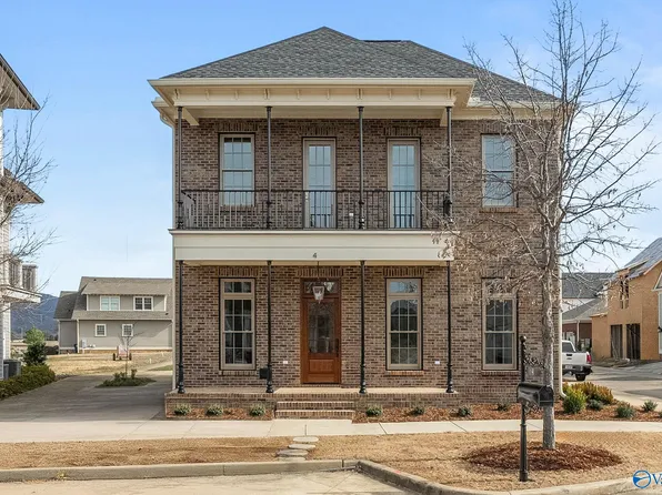 4 Ahearn Ln SE, Huntsville, AL 35802
