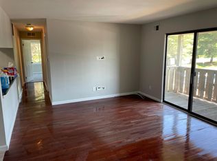 102 The Woods, Cherry Hill, NJ 08003