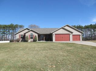 W7924 Tulip Ln, Holmen, WI 54636