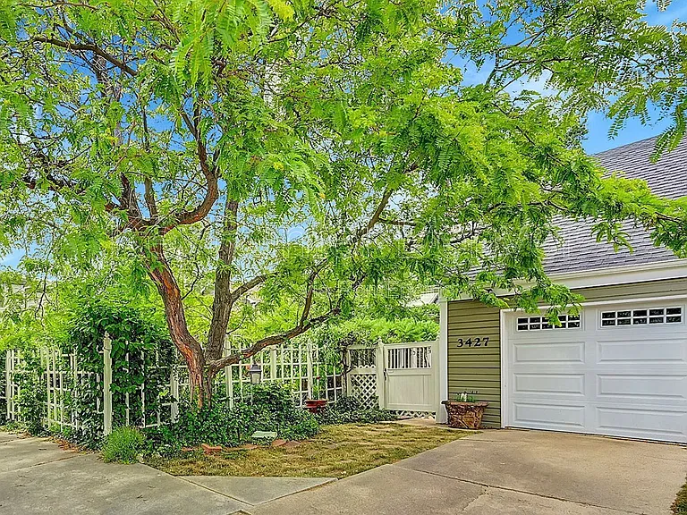 3427 Iris Ct — Photo 33