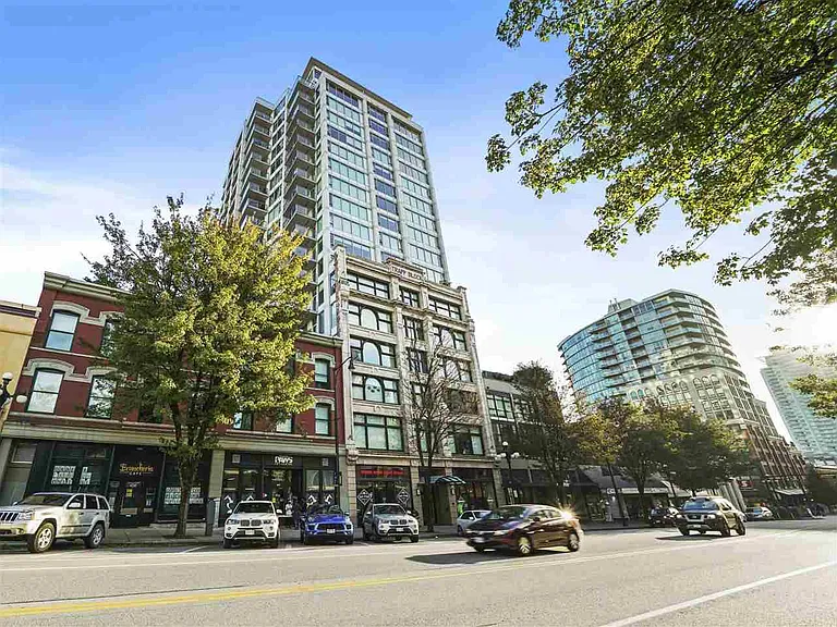 668 Columbia St #1607 — Photo 13