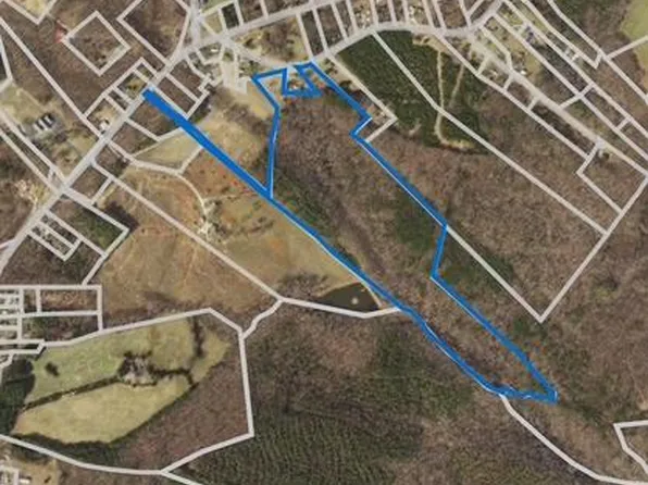 Mini Ball Ln, Appomattox, VA 24522