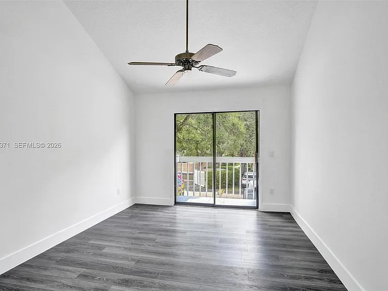 1818 Adventure Pl — Photo 5