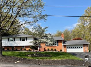 613 Crest Dr, Cumberland, MD 21502