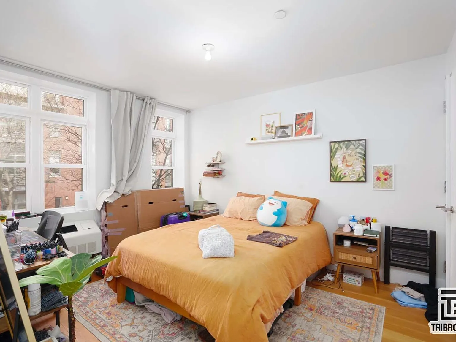 327 Franklin Avenue — Photo 3