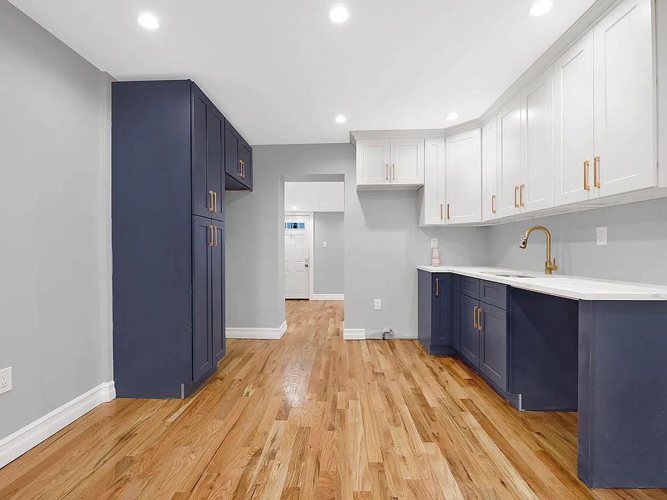 1st image of 1112 E 213th St #A
