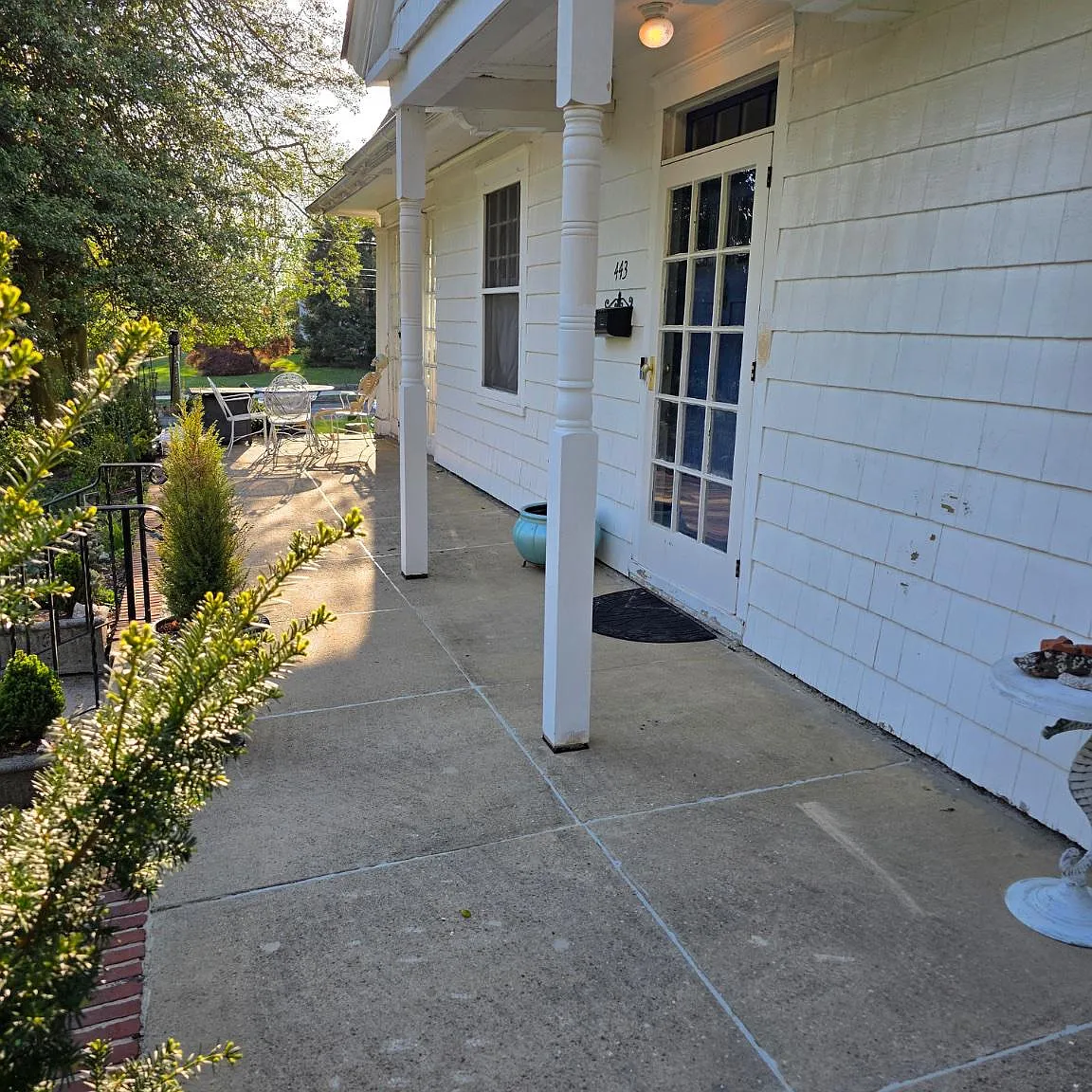3 bed, 2.0 bath, 1985 sqft, $3,475 — Photo 3