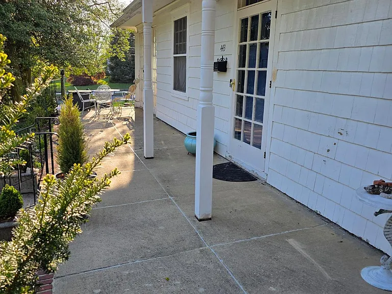 443 High St — Photo 3