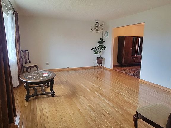 2nd image of 1732 Moclips Dr