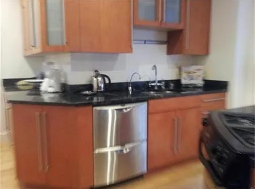 315 Harvard St #2 — Photo 15