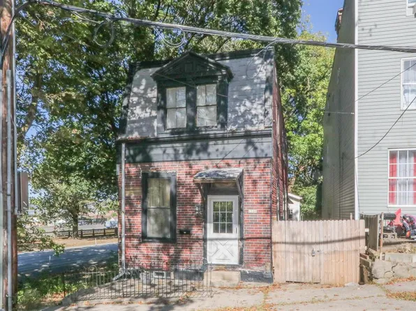 1106 Kottman St, Cincinnati, OH 45214