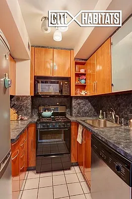 Sold by Citi Habitats | media 2