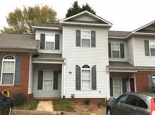 35 Huntress Dr, Greer, SC 29651