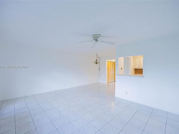 5th image of 303 Preston E #303-H