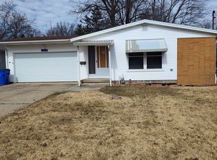 1159 Murray Ave, Ravenna, OH 44266