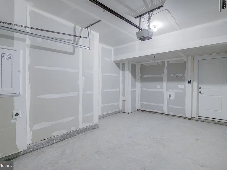14138 Gypsum Loop — Photo 33