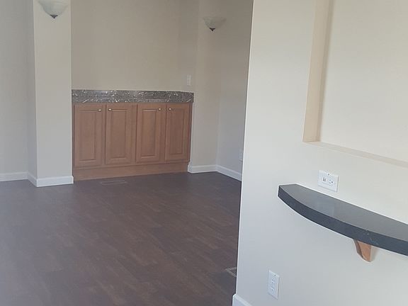 5th image of 1233 S Jk Powell Blvd #16710