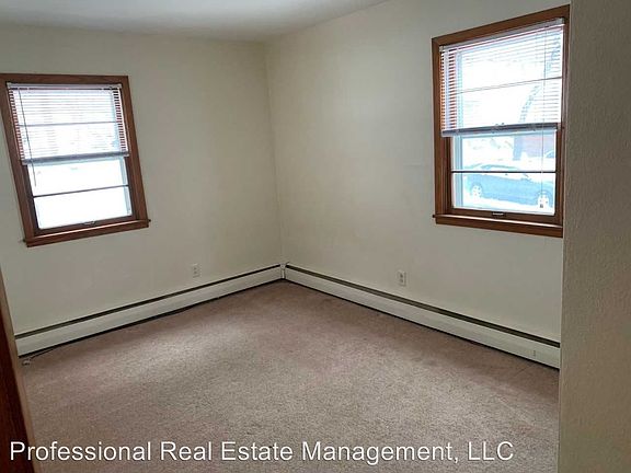 3rd image of 417 Grand Ave APT 11