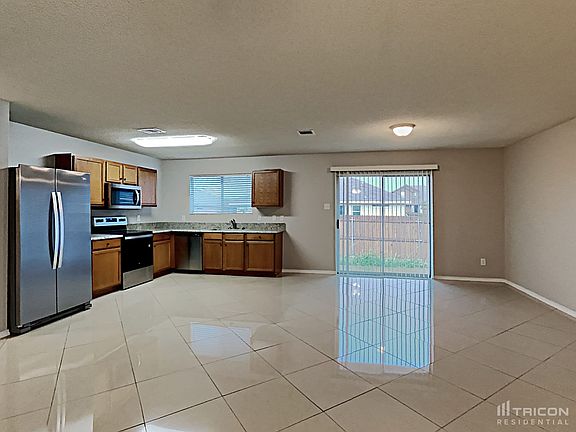 5th image of 539 Cantebury Park Ln
