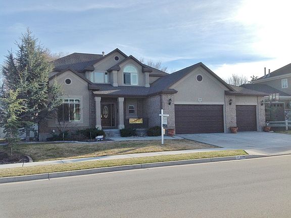 2nd image of 2719 W Sanborn Dr