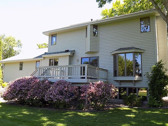 2nd image of 4845 Forestview Ln N