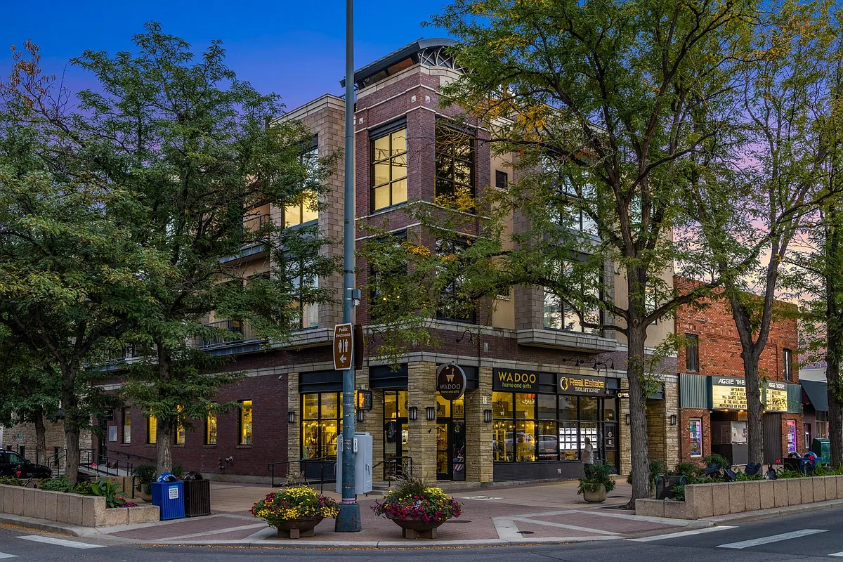 Building Photo - 200 S College Ave #300