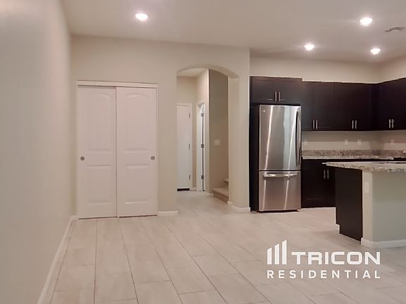 3rd image of 12566 W Mazatzal Dr