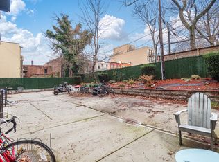 209 Troy Ave #1B, Brooklyn, NY 11213