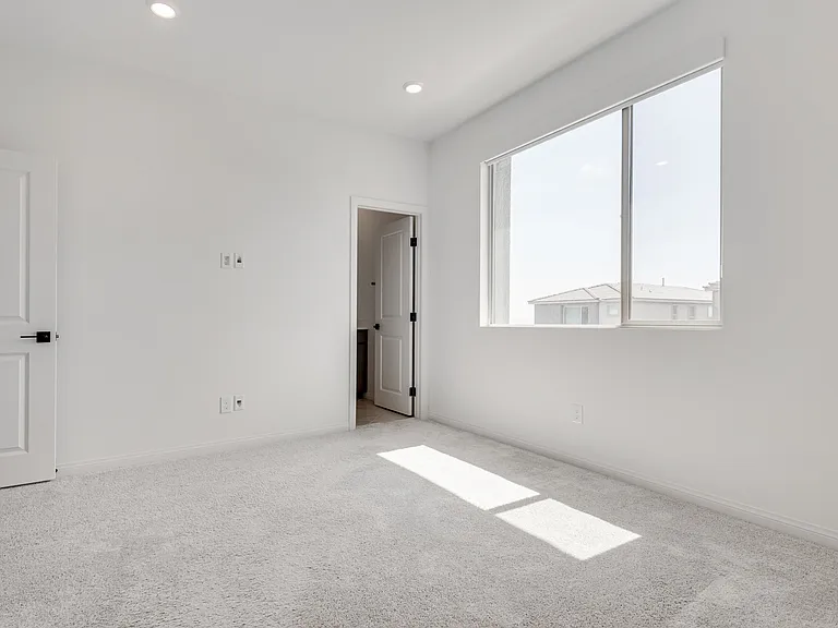 1609 Crested Eagle St — Photo 28