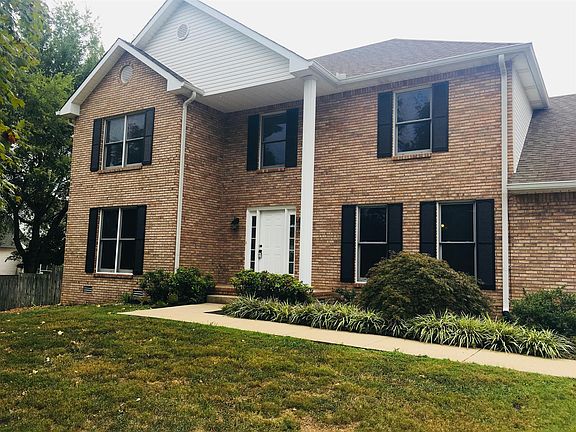 2nd image of 1110 Thornberry Dr