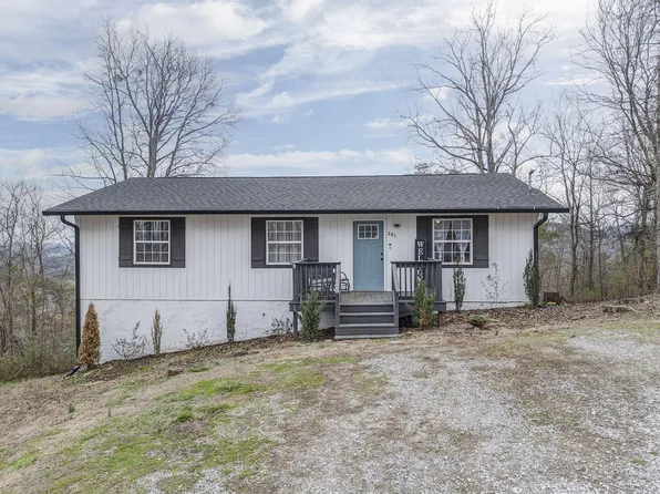 201 Creeks Bend Dr, Ringgold, GA 30736