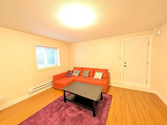 2nd image of 73XX 202nd St