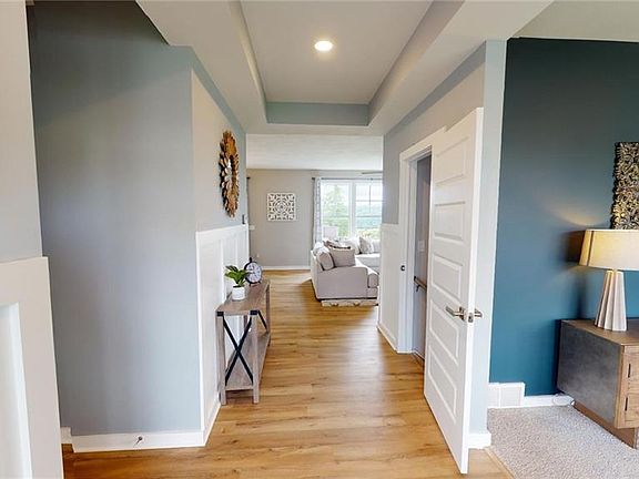2nd image of 2611 Moonlight Cir