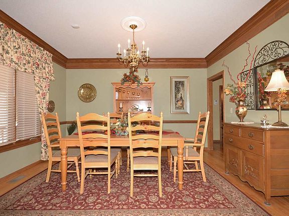 4th image of 4141 N Jasmine Dr